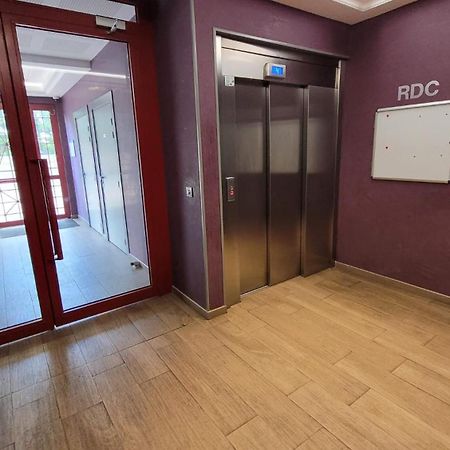 Flat For 6 Persons 10 Minutes From Cdg Airport Διαμέρισμα Le Blanc-Mesnil Εξωτερικό φωτογραφία
